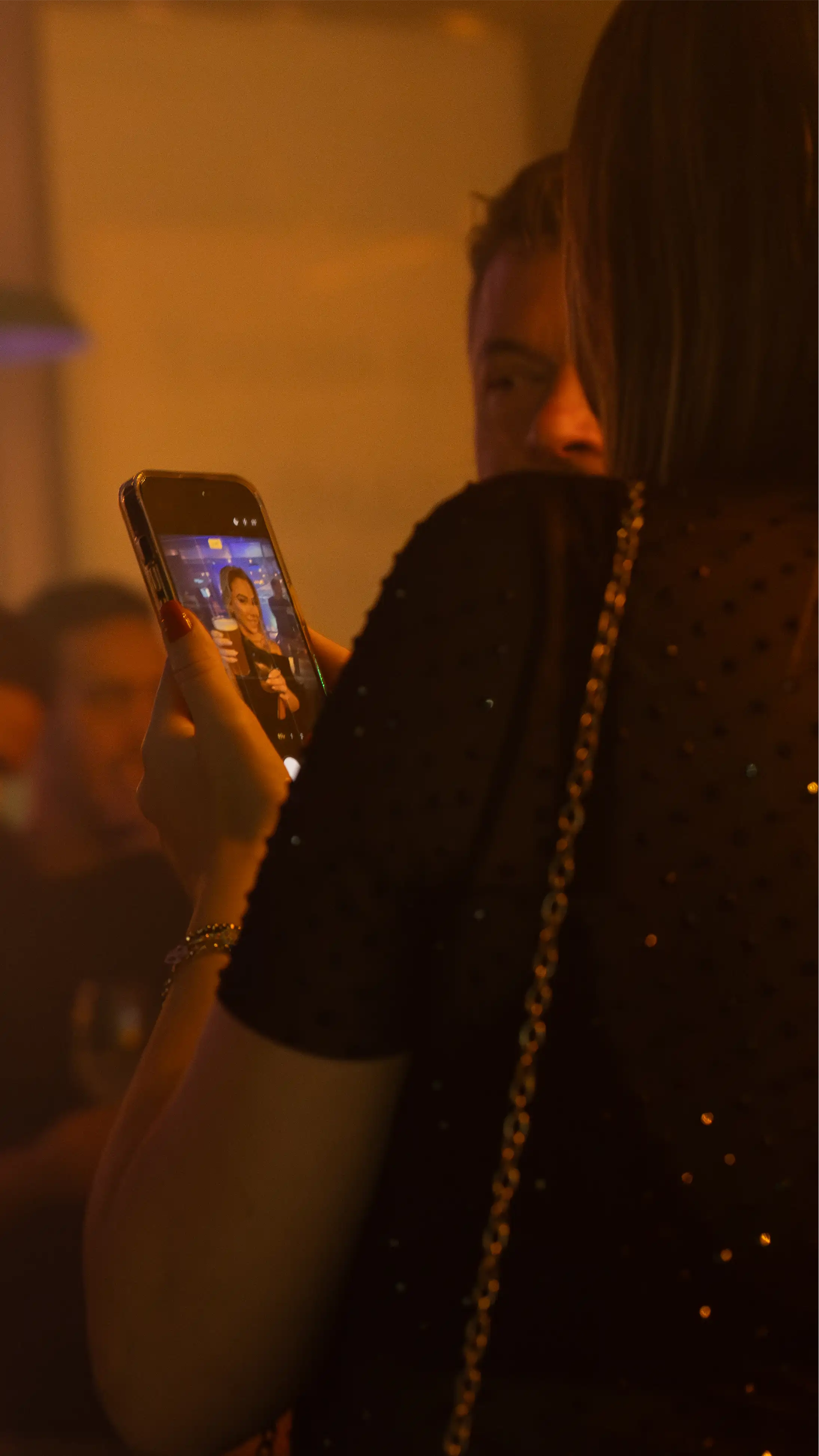 Momento espontâneo da parte noturna da primeira edição da Sessions na 4Beer
